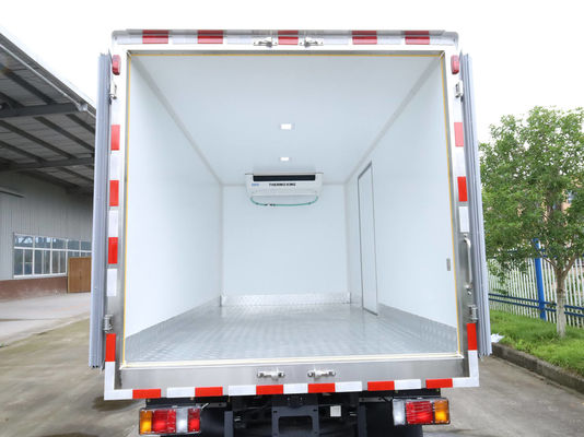 QINGLING ISUZU KV100 100P Truk Berpendingin Untuk Transportasi Makanan Daging Ikan NKR Freezer 5 Ton THERMO KING RV380 Pendingin