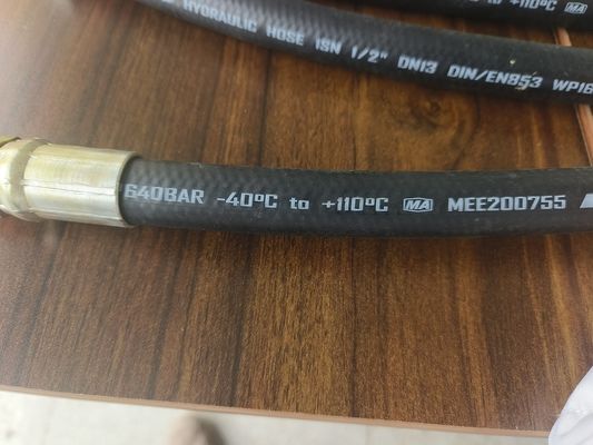 100% Minyak selang Thermo King 117067 Selang kawat baja impor untuk suku cadang alternatif unit T