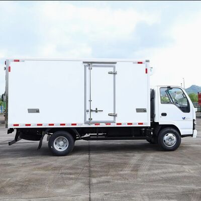 ISUZU QINGLING 600P 6 roda 3 ton Van pendingin dengan unit pendingin THERMO KING model RV380